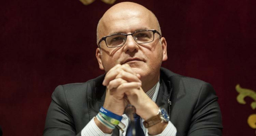 Baltar no adoptará medidas sobre los 
cursos hasta el fin de la investigación