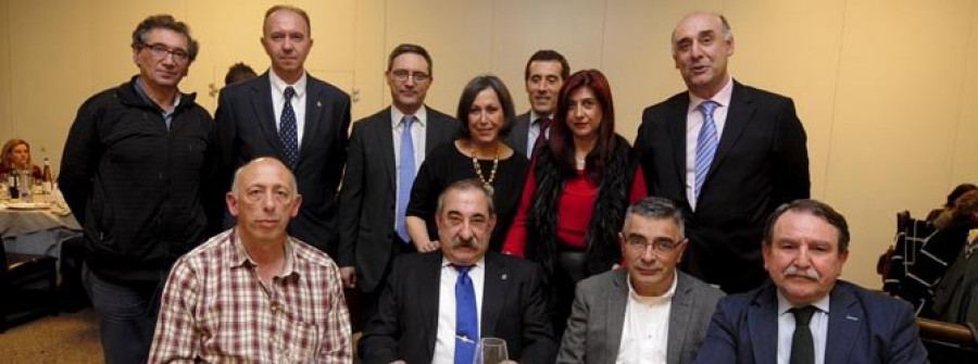 Multitudinaria comida de despedida del subdirector del Imelga en Ferrol