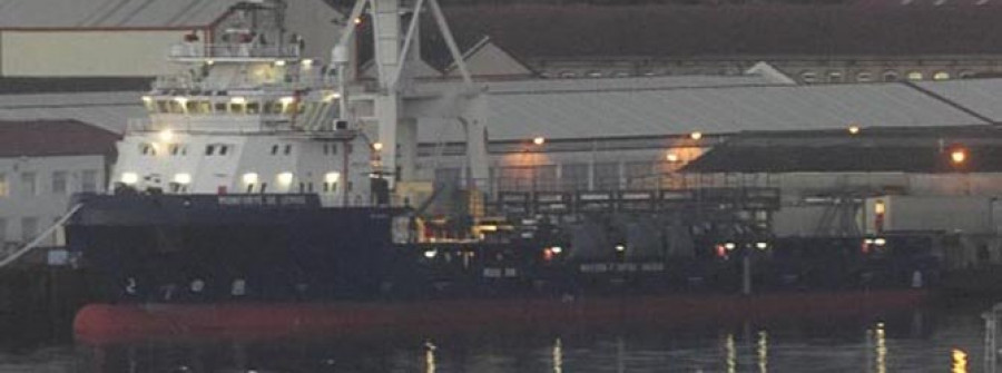 El “Monforte de Lemos” cumple seis meses amarrado en Navantia Ferrol