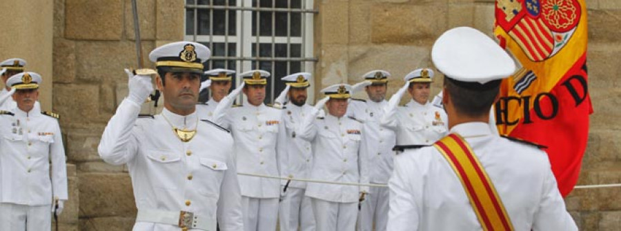 Homenaje al personal  de la Armada que pasó  a situación de reserva