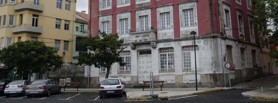 Interior da un portazo a los planes del Concello en el edificio de Aduanas