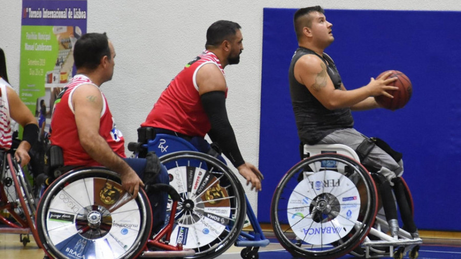 Muchas caras nuevas en 
el arranque del Basketmi