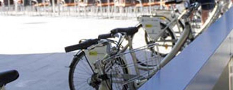 El servicio compartido de alquiler de bicicletas en Ferrol y Narón acumula más de un año de retraso