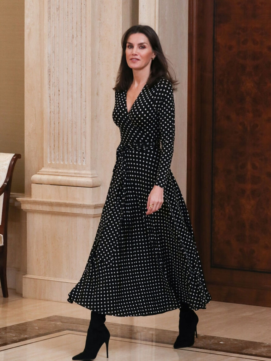 El vestido "wrap", el nuevo poder femenio y uno de los preferidos de la reina Letizia