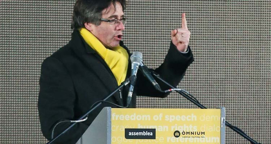 Puigdemont acusa a Iceta de hacer trampas y ser la “cara amable del 155”