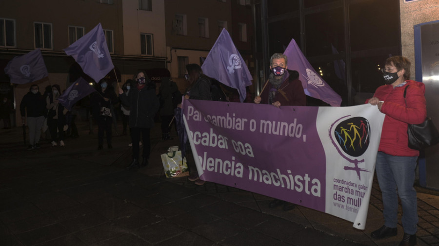 O berro contra a violencia de xénero érguese en Ferrolterra malia as condicións da Covid