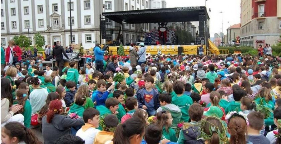 A festa primaveral “Ferrol, de frores cuberto” reunirá mañá a preto de 2.000 escolares