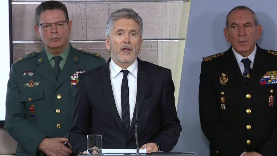 España cierra las fronteras por el avance del Covid-19, pero garantiza el abastecimiento