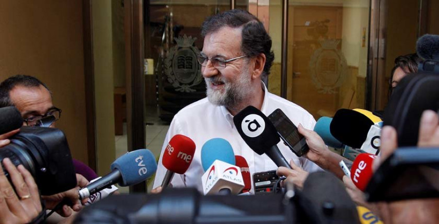 Rajoy no ve relevante lo que pueda decir de los candidatos a su puesto