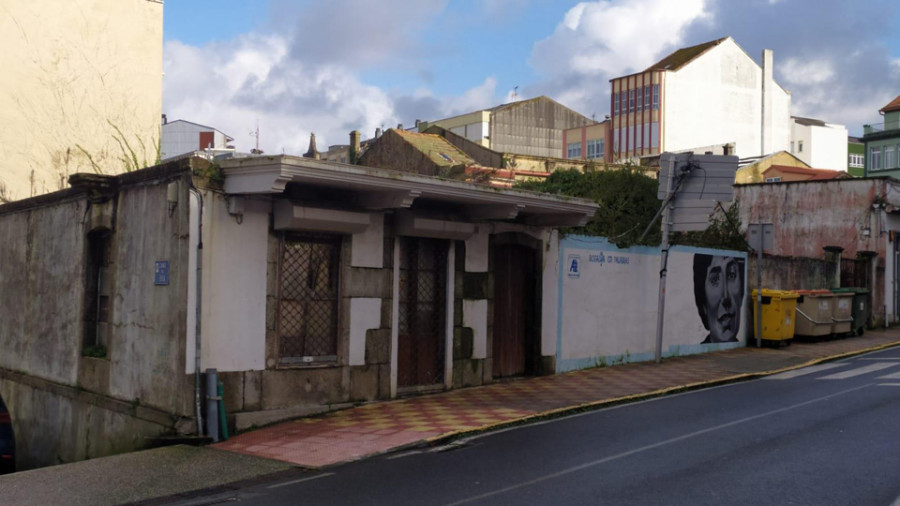 Mugardos da luz verde a la adquisición de la parcela que albergará la nueva biblioteca