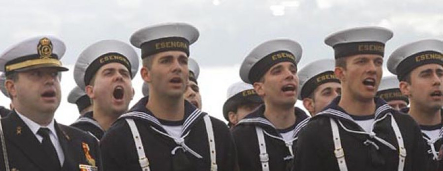 Catorce aspirantes para cada plaza de tropa y marinería en la base de Ferrol