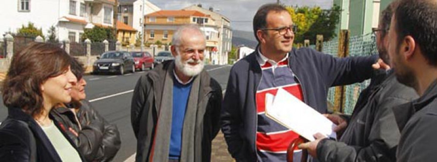MUGARDOS-Exigen ampliar el colegio Unión Mugardesa para reducir gastos