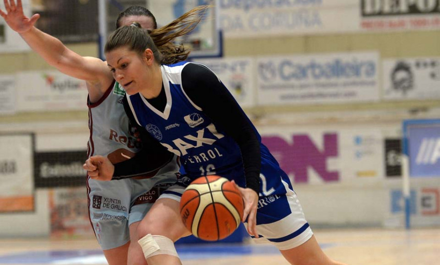 El Baxi Ferrol gana, convence y pone un pie en la promoción
