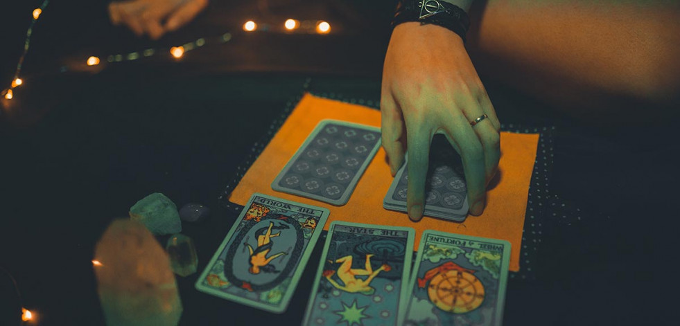 Tarot barato por teléfono y de confianza con respuestas claras