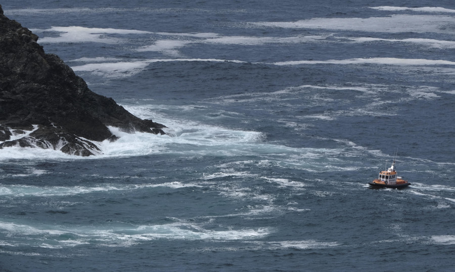 Recuperan el cuerpo del pescador que cayó al mar en Valdoviño