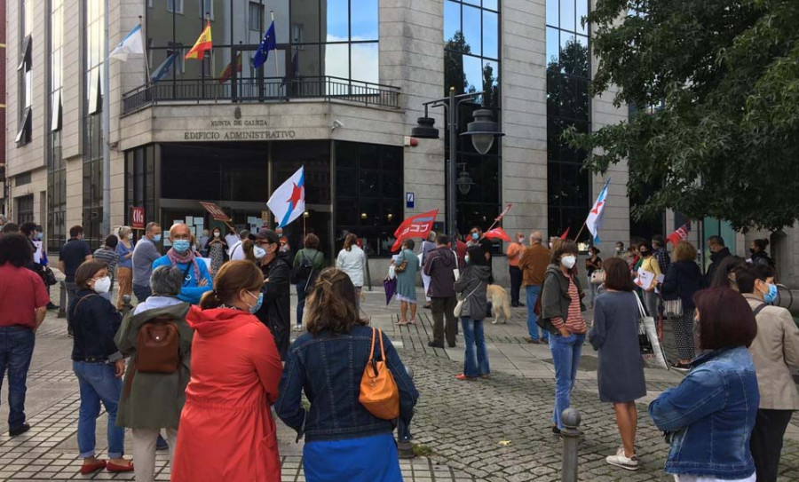 “A volta segura ás aulas non é real; quedan moitos temas por mellorar”