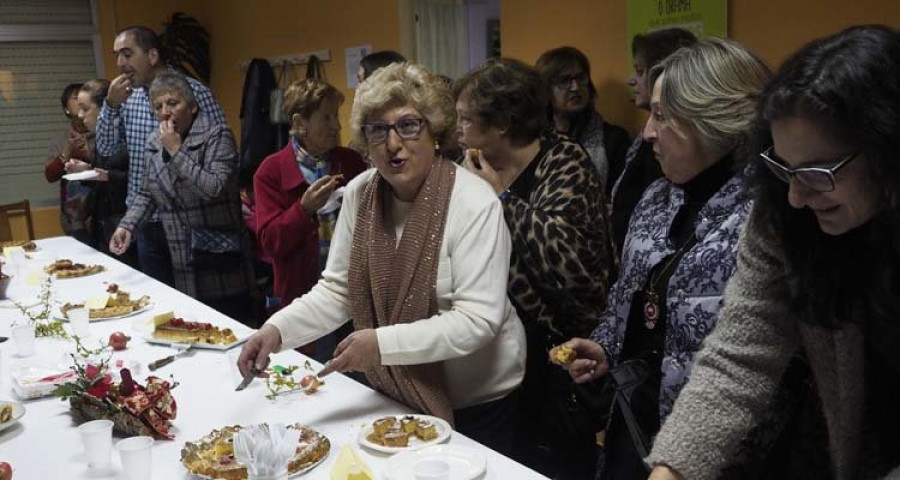 Los productos de temporada protagonizaron la 15ª edición del concurso de tartas de la zona rural