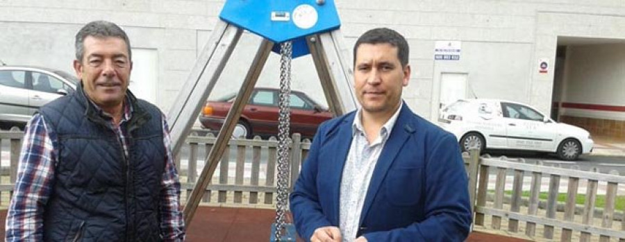 NARÓN - El Concello abre en la zona de  O Alto un nuevo parque infantil certificado por la Unión Europea