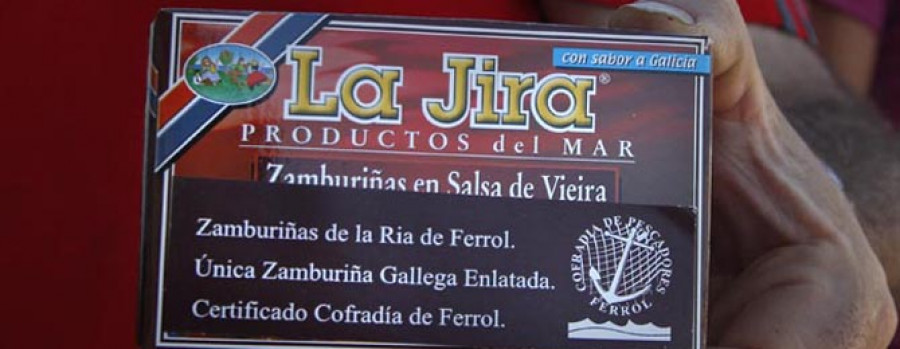 Las cofradías de la ría llevan  un año sin extraer zamburiña para su venta en fresco