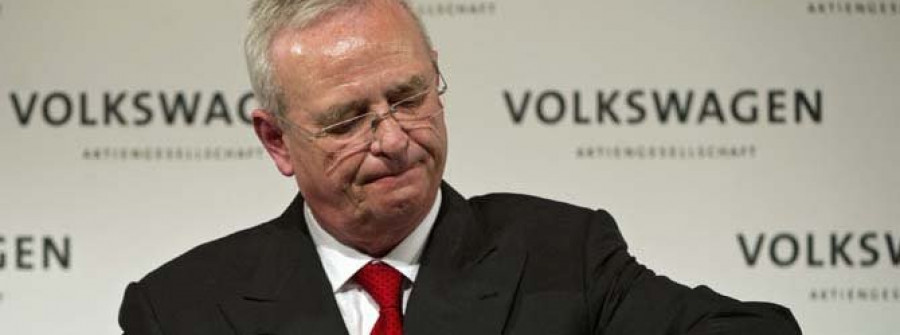 Dimite el presidente de Volkswagen tras la manipulación de gases contaminantes