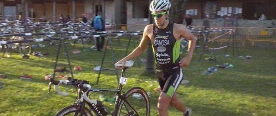Las cadetes del Triatlón Ferrol dominaron en Vedra