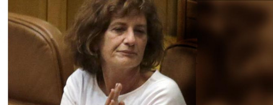 Expulsada y castigada para el próximo pleno la diputada de AGE Consuelo Martínez