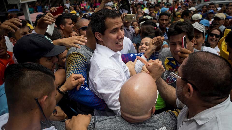 Maduro ordena la reapertura de los pasos fronterizos de Venezuela con Colombia