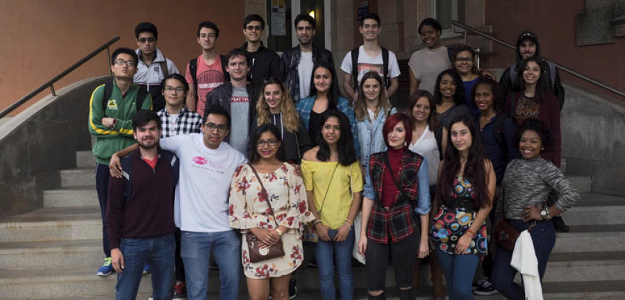 Reportaje | Convivencia de lenguas y culturas diferentes en el campus local