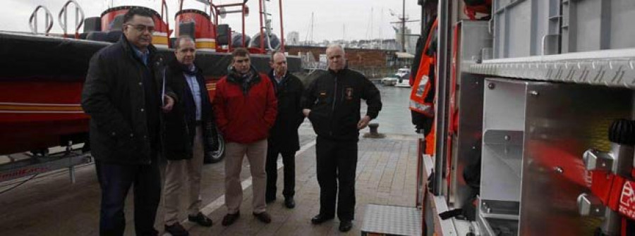 Los bomberos multiplicarán por cinco las horas de prevención en el mar