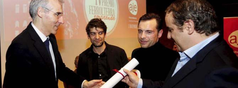 Sologas se hace con el galardón de los premios Ferrolterra Emprende de AJE