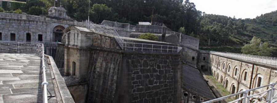 MUGARDOS-La sociedad de La Palma mantiene el proyecto de rehabilitación del castillo