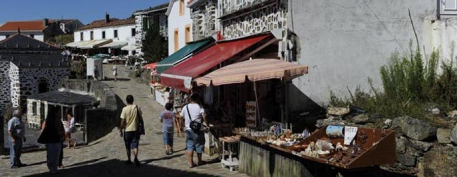 CEDEIRA - El gobierno acondiciona el camino de acceso al núcleo urbano de San Andrés