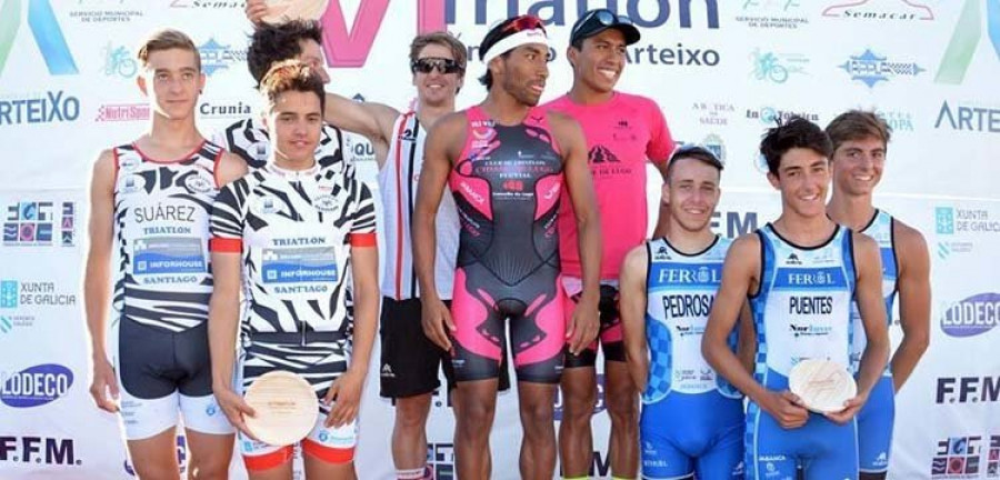 Seis medallas para el Triatlón Ferrol en Arteixo