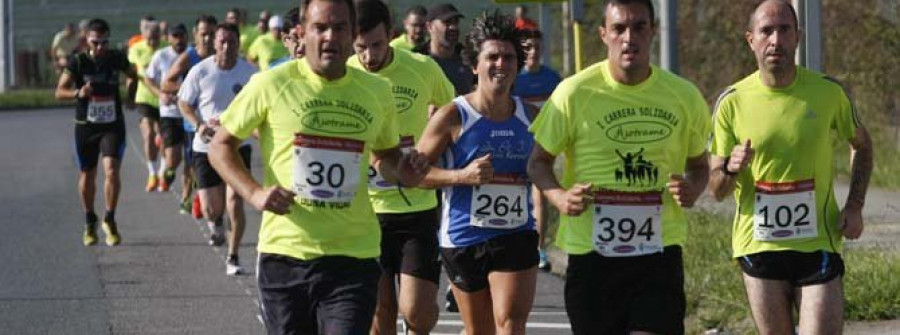 Más de 900 personas en la carrera solidaria de Asotrame