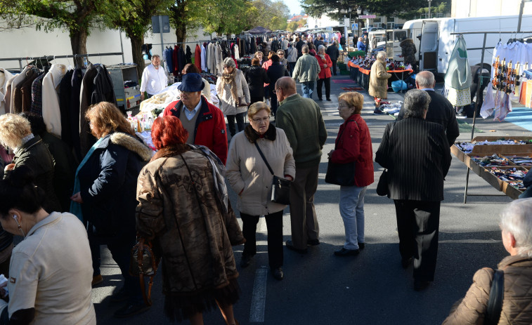 El feirón de Santa Icía cambiará su distribución en varias calles tras la pandemia