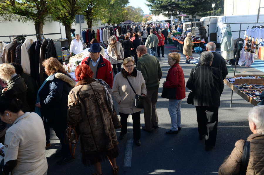 El feirón de Santa Icía cambiará su distribución en varias calles tras la pandemia