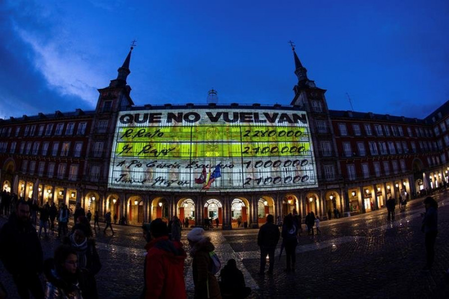 Polémica proyección Podemos: el Ayuntamiento de Madrid rectifica