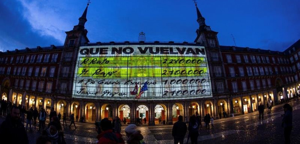 Polémica proyección Podemos: el Ayuntamiento de Madrid rectifica
