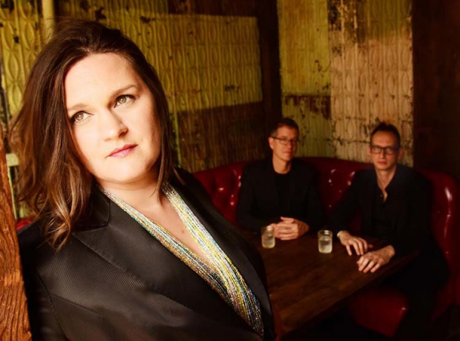 Madeleine Peyroux acerca 
a Ferrol su expresivo jazz en su única actuación en Galicia