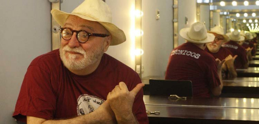 El artista Moncho Borrajo actúa por primera vez en Cedeira con su espectáculo “Cosas mías”