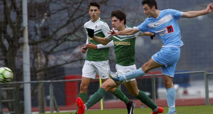 El Racing juvenil no pudo pasar del empate en el partido ante el Coruxo