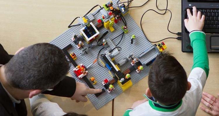 La First Lego League reunirá el sábado en Ferrol a unos 160 participantes