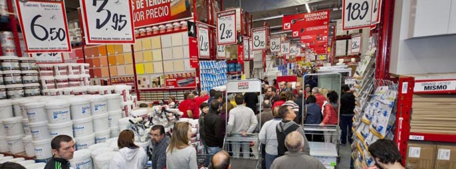 La cadena Brico Depôt aterriza en Ferrol anunciando los precios más competitivos del mercado