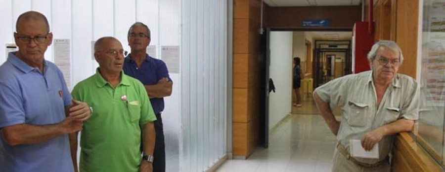 Bastida elude la cárcel tras depositar en el juzgado los 2.700 euros recaudados por el Comité Cidadán