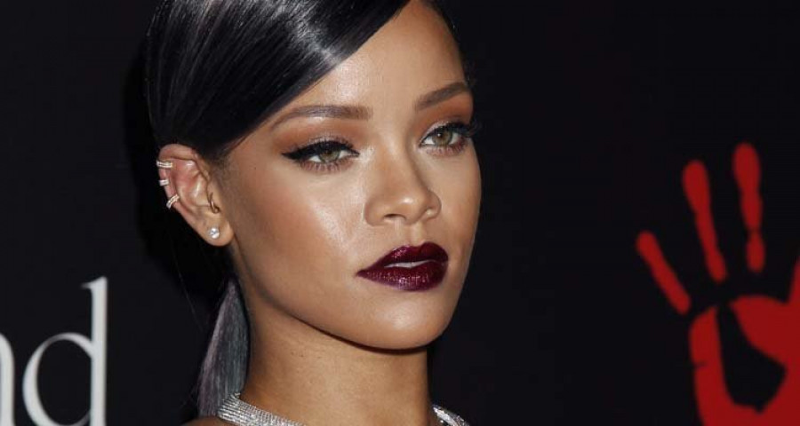 Rihanna pide a su público que no cace Pokémons durante el concierto