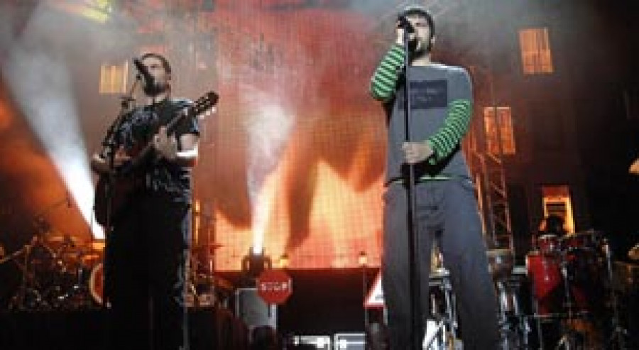 Dúo español Estopa se dice "más inspirado que nunca" para compartir su música
