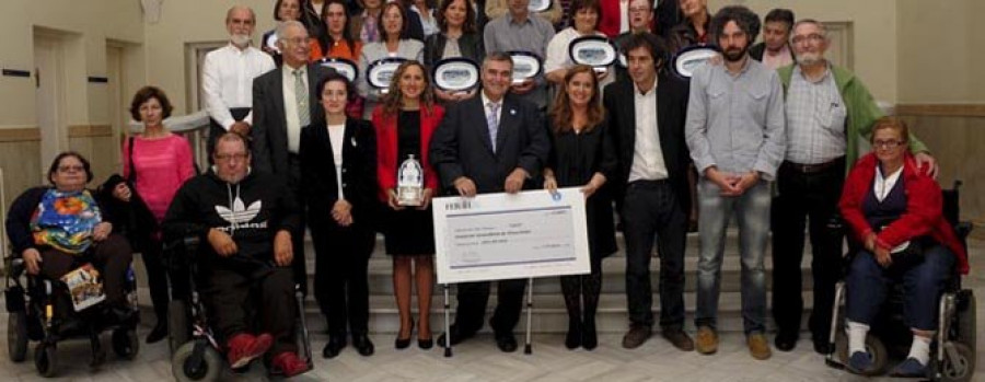 Nueve entidades presentaron ya  sus proyectos al Premio Solidario