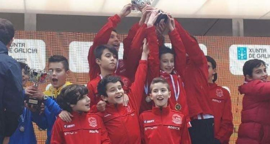 Doblete para el Ría y título de Damián Suárez
