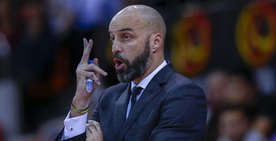 Lino López abandona el Star Center Uni Ferrol