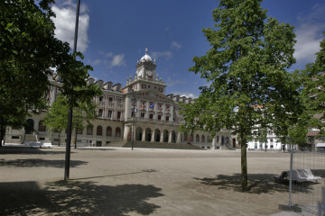 Cada vez son más ciudadanos los que piden poder disfrutar de la plaza de Armas